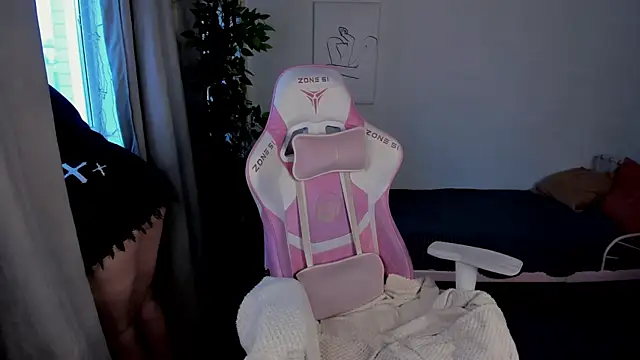 Stacy Luv online show from 10/23/25, 03:39