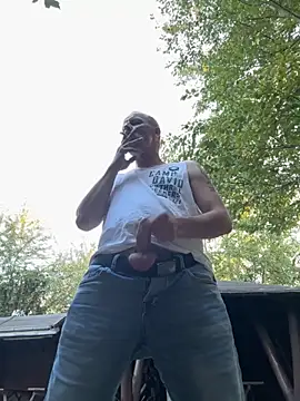 SchwuleHure online show from 09/19/25, 04:51