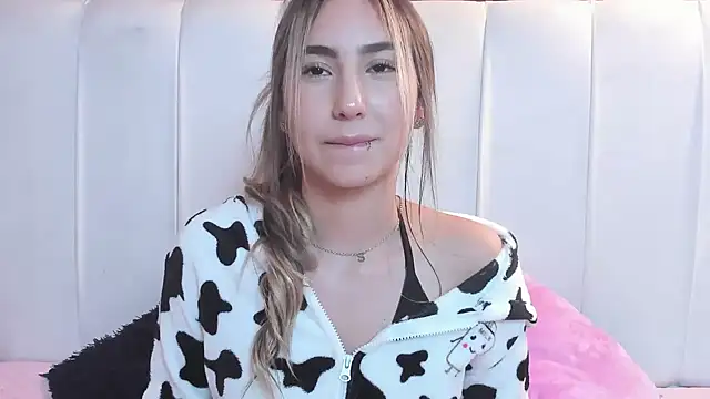  Emma Valka online show from 03/08/25, 12:00