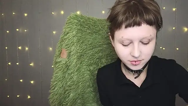 kortny yo online show from 02/02/25, 09:34