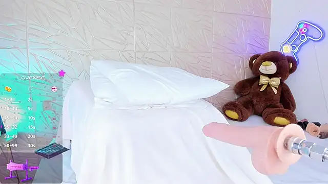 ashley nicoll online show from 01/14/25, 01:49