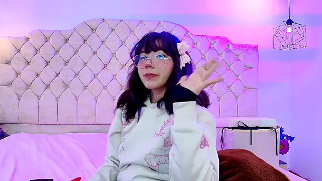 Purplee Baby online show from 12/22/24, 07:52