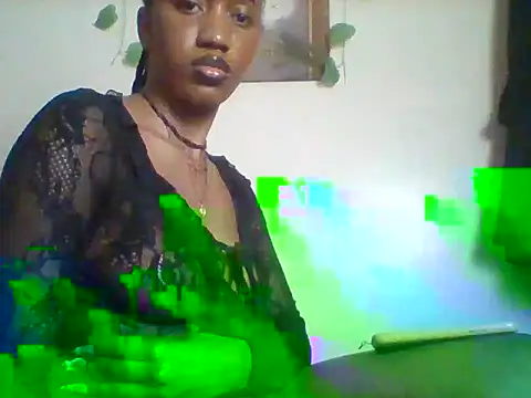 Queeen model online show from 05/30/26, 09:34