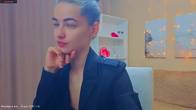 AstoriyaNight online show from 03/23/26, 03:10