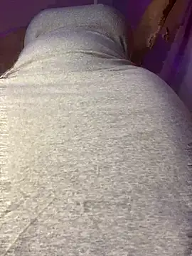 Cherrytowild online show from 12/03/25, 05:44