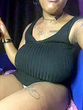 Cherrytowild online show from 12/13/25, 07:53