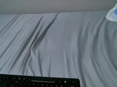 femaqueen online show from 11/18/25, 08:19