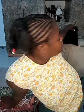 Snapshot of catehorny chatting on 01/11/25, 04:14 catehorny online show from 01/11/25, 04:14