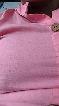 Snapshot of Aaradhya chatting on 12/25/24, 04:01 Aaradhya online show from 12/25/24, 04:01