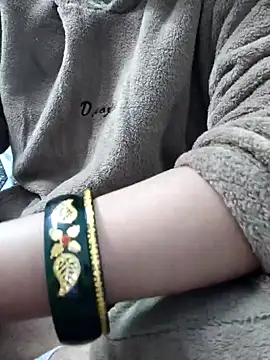 Snapshot of Aaradhya chatting on 01/17/25, 01:47 Aaradhya online show from 01/17/25, 01:47