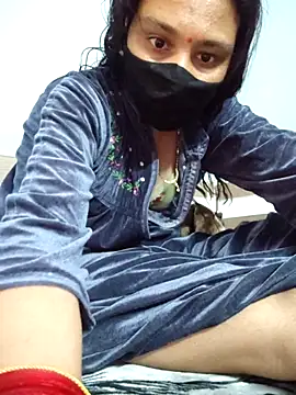 Aaradhya online show from 02/16/26, 01:18