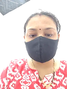 Snapshot of Aaradhya chatting on 06/06/26, 01:00 Aaradhya online show from 06/06/26, 01:00