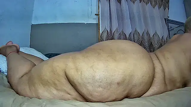 BustyThickyAss online show from 03/28/26, 07:13