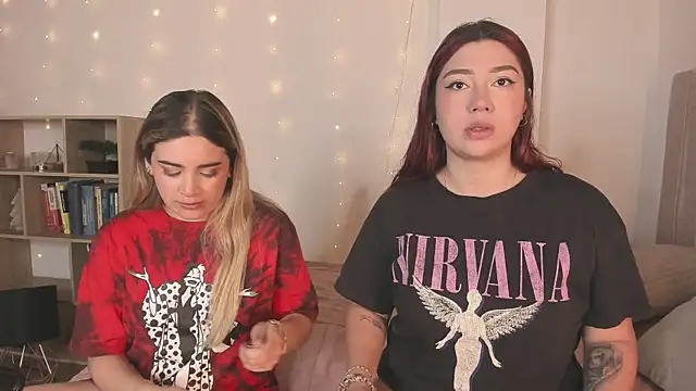 Snapshot of Andy_and_emma chatting on 12/29/24, 12:45 Andy and emma online show from 12/29/24, 12:45