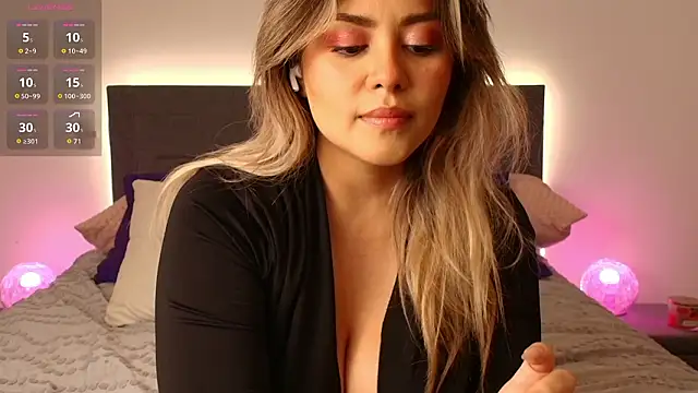 Celiahenn online show from 02/16/26, 01:02