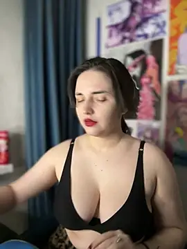 HoneySweetBee online show from 02/26/26, 03:55