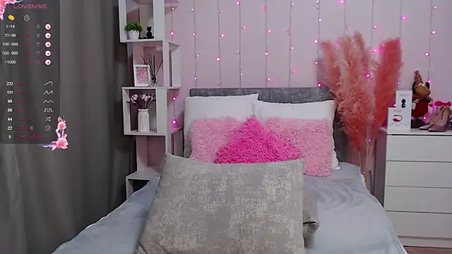 PornoGirlX online show from 02/24/25, 04:38