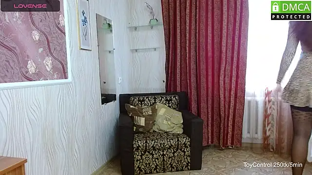 Snapshot of Linda_Ernestine chatting on 11/27/25, 07:43 Linda Ernestine online show from 11/27/25, 07:43