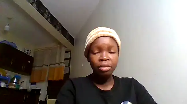 hunnybee007 online show from 03/14/25, 07:55