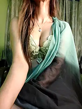 Snapshot of seductivegirl55 chatting on 05/06/26, 06:02 seductivegirl55 online show from 05/06/26, 06:02