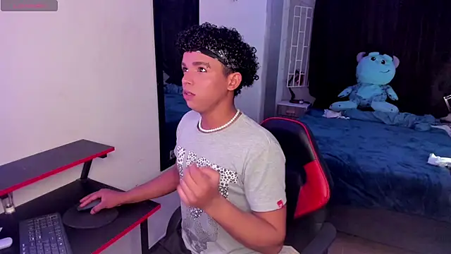 Noah Smith04 online show from 09/24/25, 05:44