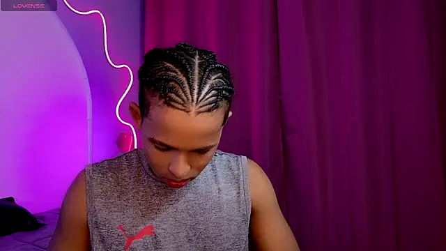 Noah Smith04 online show from 11/25/25, 04:07