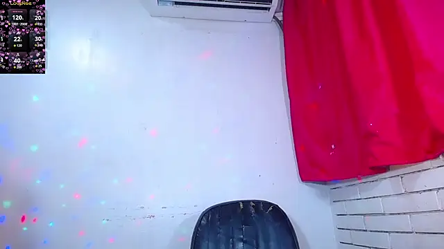 Snapshot of Nikoll_Dirty chatting on 02/19/26, 04:52 Nikoll Dirty online show from 02/19/26, 04:52