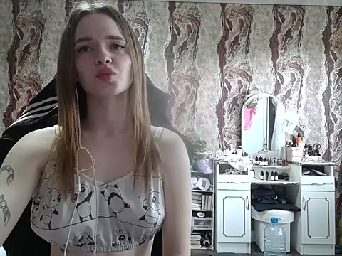 samanta55555 online show from 05/19/26, 08:42