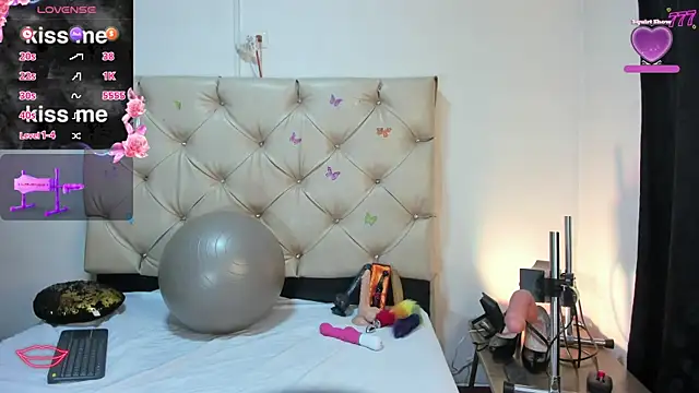 cleopatraa online show from 05/07/26, 08:36