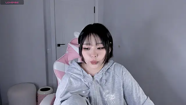 hee young11 online show from 02/05/26, 10:14