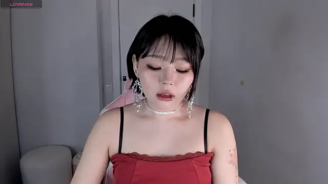 hee young11 online show from 02/14/26, 05:10