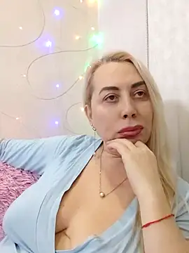 HotJanet online show from 01/09/25, 06:36