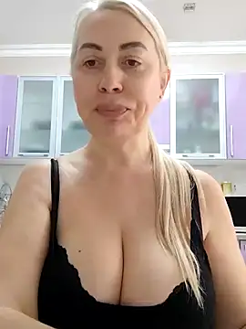 HotJanet online show from 02/02/25, 12:13