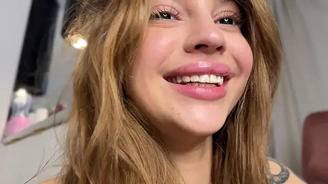 Snapshot of Elsa_Ice chatting on 12/04/24, 08:23 Elsa Ice online show from 12/04/24, 08:23