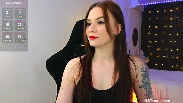 Snapshot of Maria_Shy chatting on 12/22/24, 05:45 Maria Shy online show from 12/22/24, 05:45