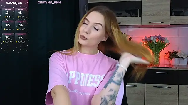 Snapshot of Maria_Shy chatting on 03/10/25, 02:39 Maria Shy online show from 03/10/25, 02:39