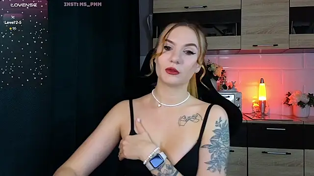 Snapshot of Maria_Shy chatting on 03/16/25, 02:43 Maria Shy online show from 03/16/25, 02:43