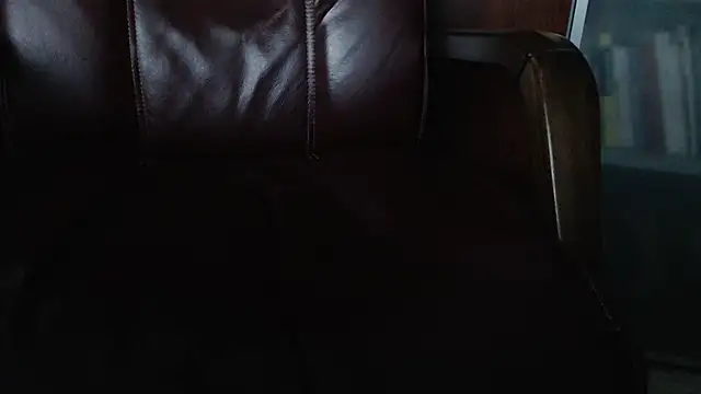 smoothandtiny online show from 02/25/25, 10:58