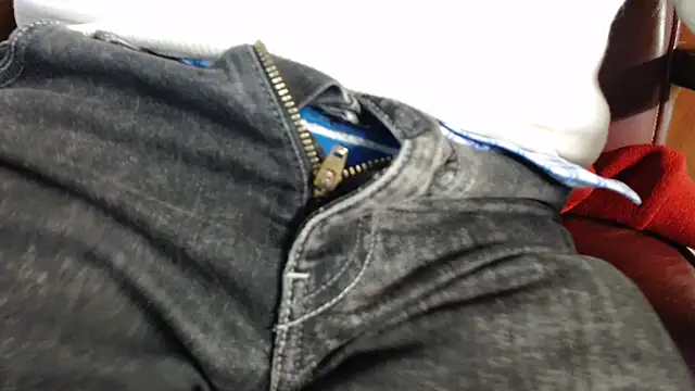 smoothandtiny online show from 02/27/25, 05:36