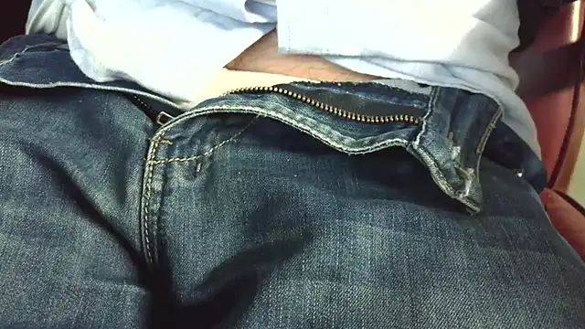 smoothandtiny online show from 12/04/25, 07:28