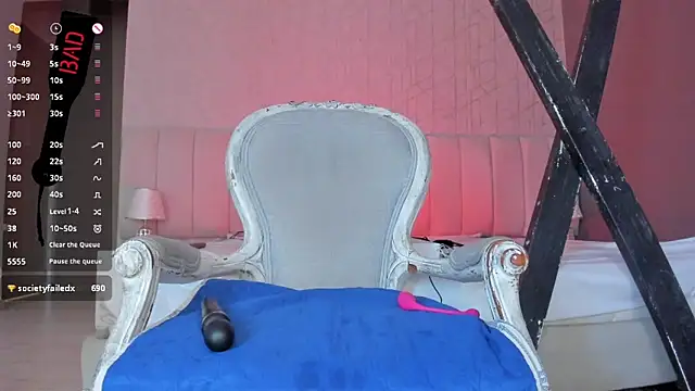 Alana Jones  online show from 12/19/24, 03:30