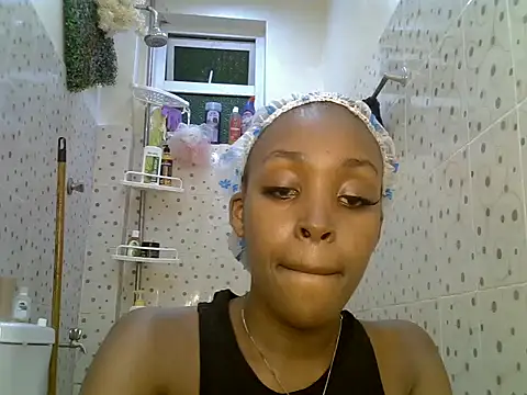 coco-bela online show from 09/22/25, 04:31