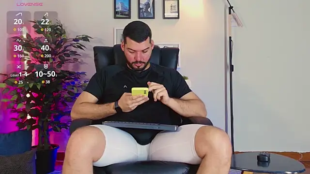 HenryBenso online show from 10/05/25, 04:38