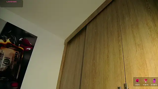 aidaadams online show from 09/21/25, 09:44