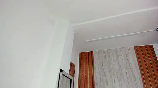 Alika01 online show from 10/11/25, 01:42