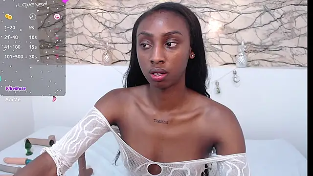 Snapshot of NicholScully chatting on 01/18/25, 10:49 NicholScully online show from 01/18/25, 10:49