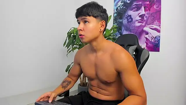 Bray Kevin online show from 12/04/24, 01:14