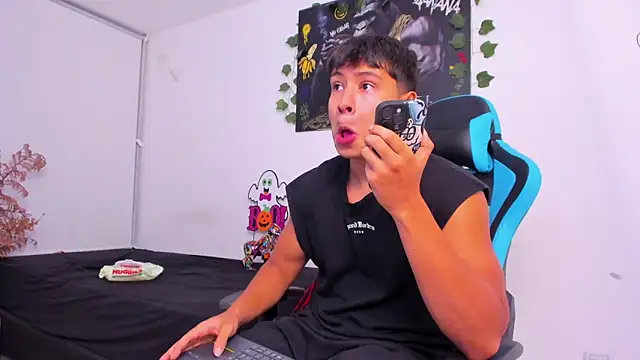 Bray Kevin online show from 12/18/24, 01:48