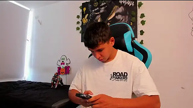 Bray Kevin online show from 02/15/25, 04:01