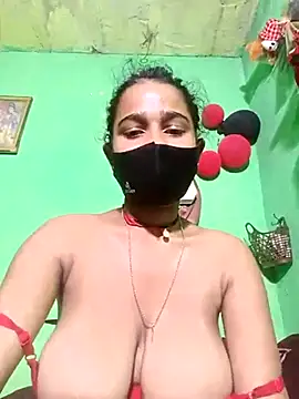 Cuti jiyax online show from 02/28/25, 12:52